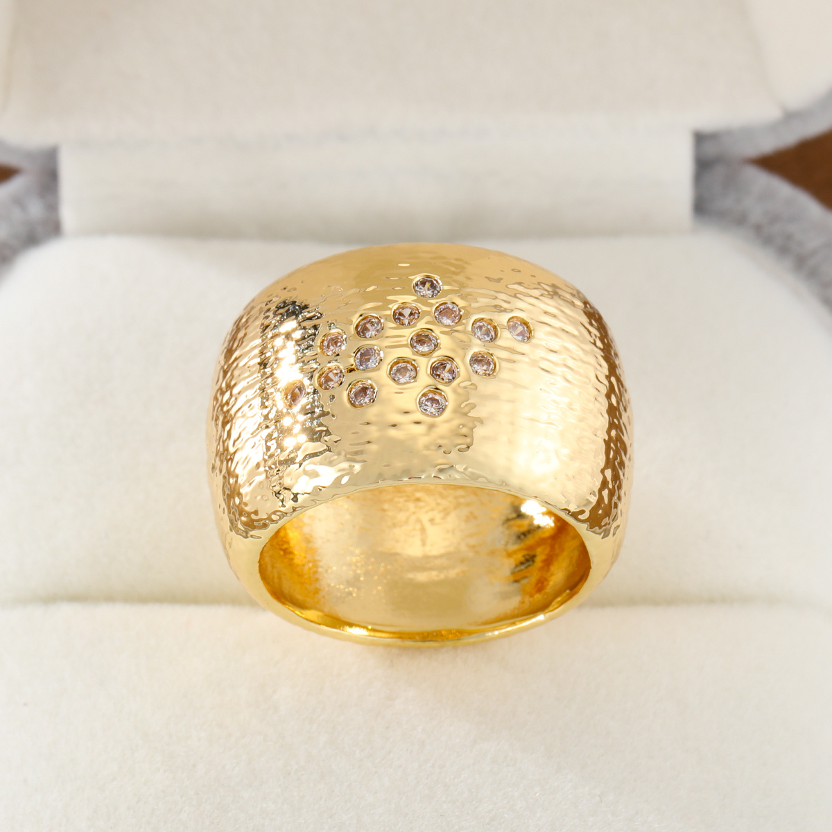 Women's Hammered Wide Band Ring with Starry Sky Synthetic Zircon